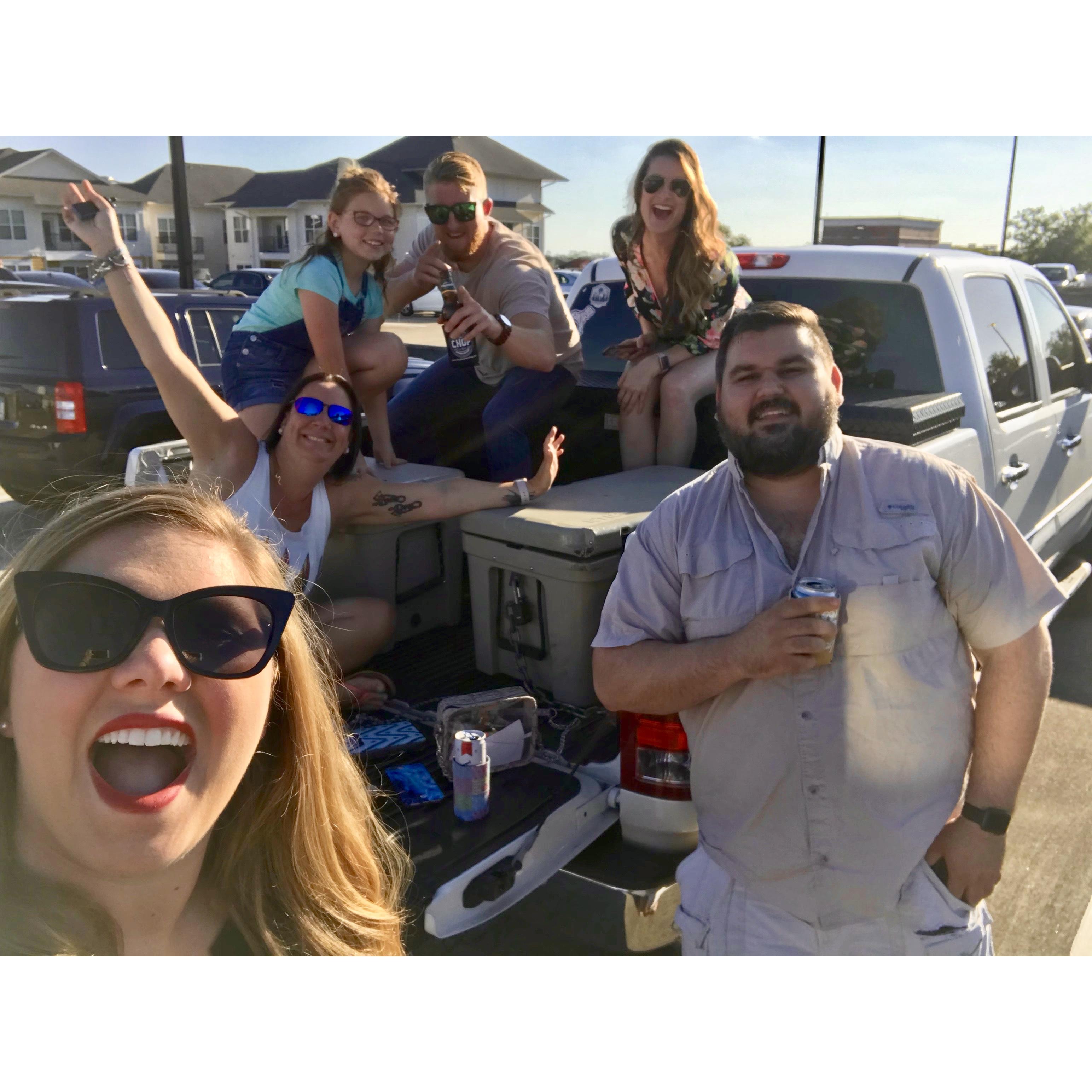 Kenney Chesney concert tailgating!