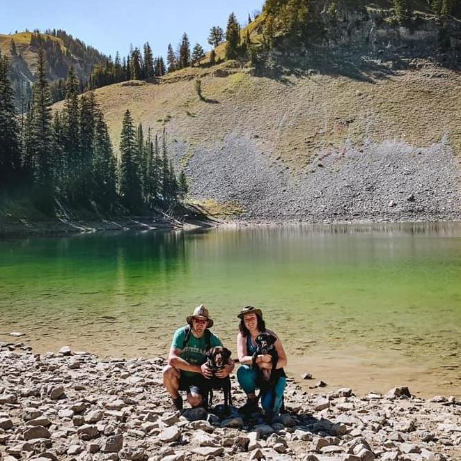 Our first hike as a family of 4 with Lola & Floyd!