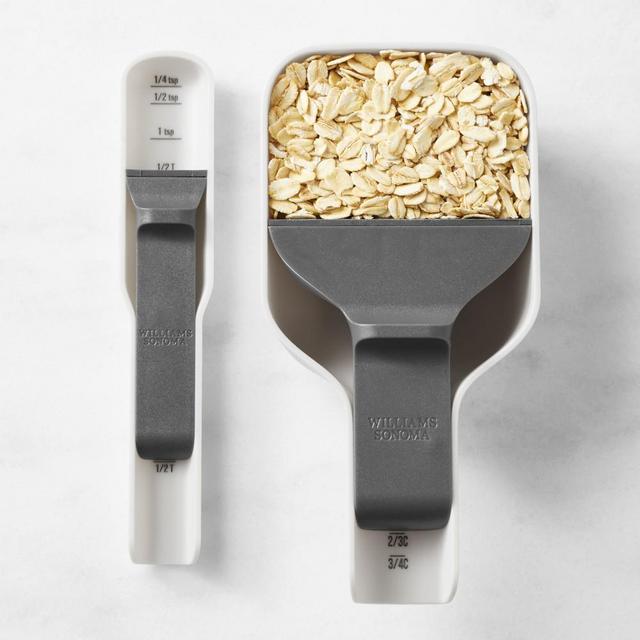 Williams Sonoma Adjustable Measuring Cups & Spoons Pack