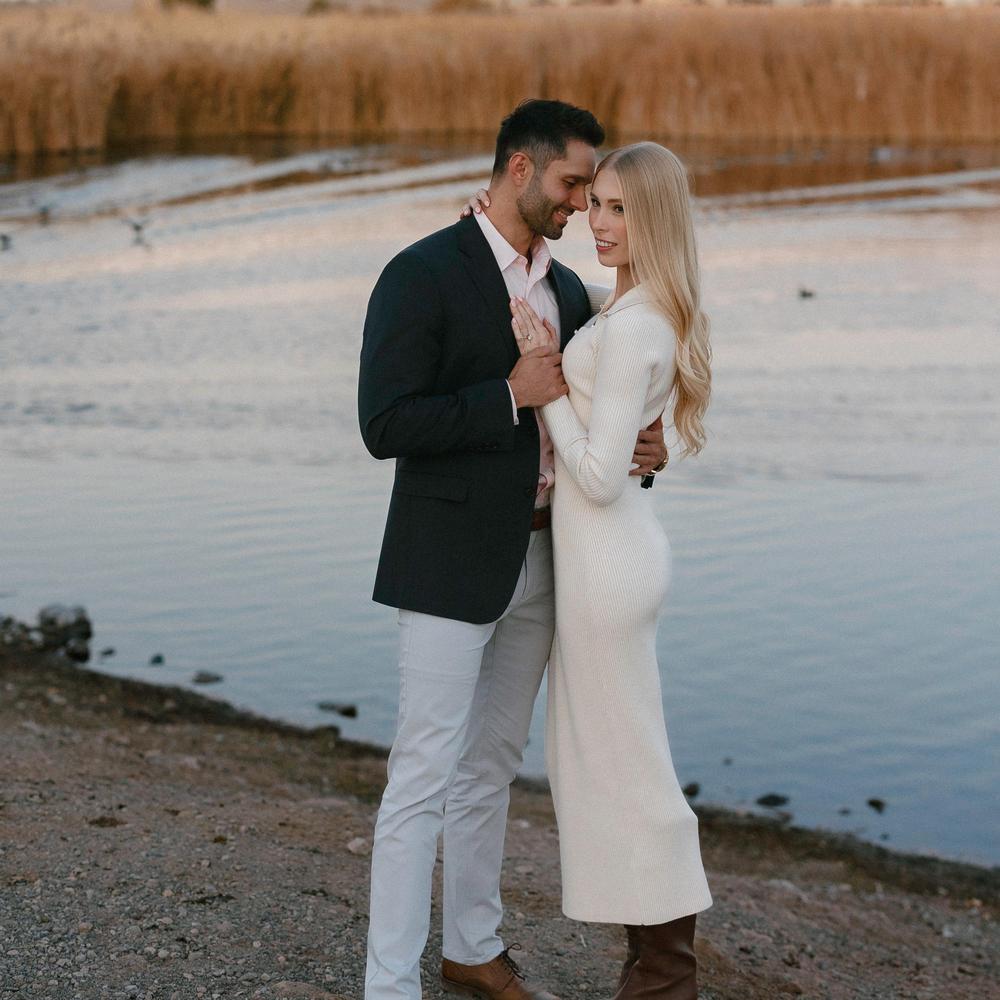 Laura Gruninger and Gregory Becker's Wedding Website, image size:1000x1000