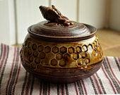 Honey Pottery Jar With Bee And Bee...