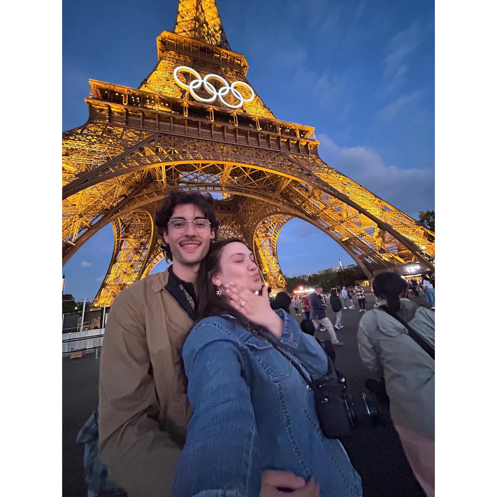 Galavanting around France was a pretty fabulous way to celebrate the engagement :) | Passear pela França foi uma maneira fabulosa de comemorar o noivado :)