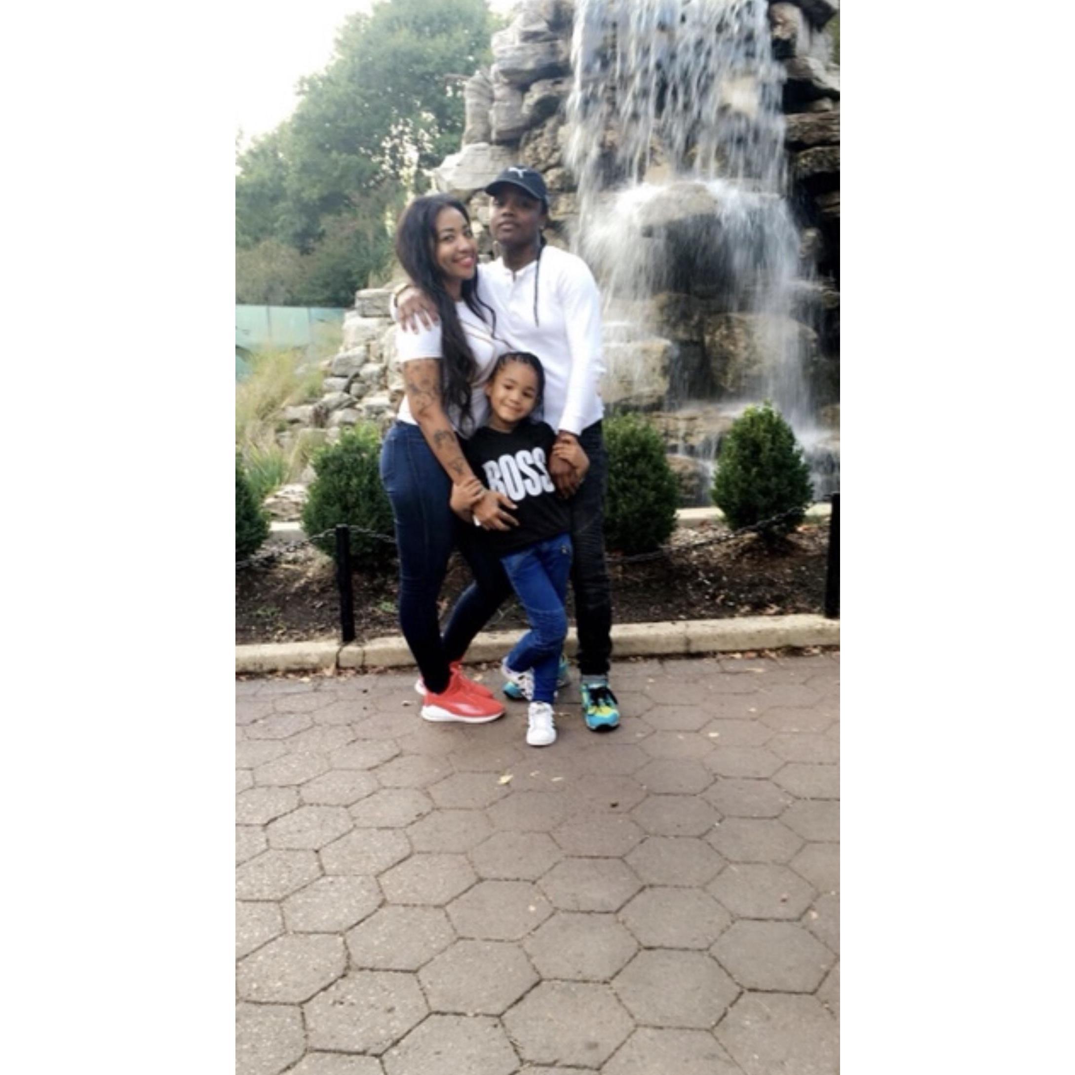 Our first zoo trip.!