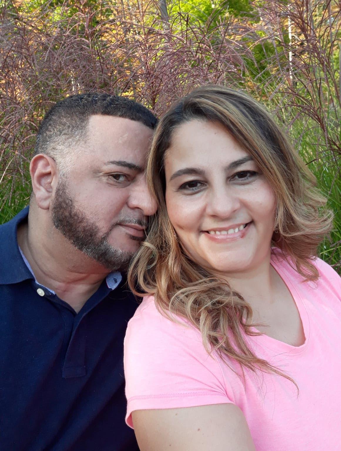 The Wedding Website of Maria Soto and Roberto Rodriguez