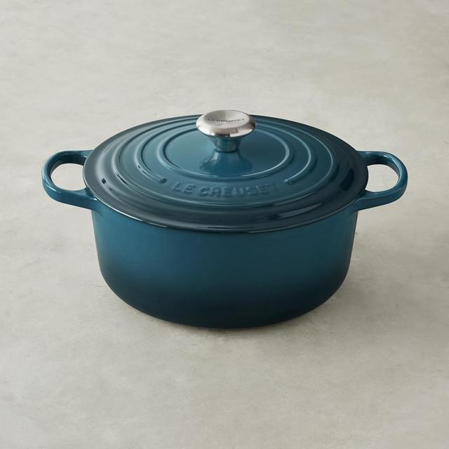 Le Creuset Signature Cast-Iron Round Dutch Oven, 5 1/2-Qt., Teal
