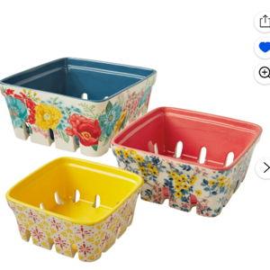 The Pioneer Woman Fancy Flourish 3-Piece Ceramic Fruit Basket Set