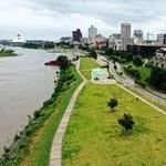 Tom Lee Park