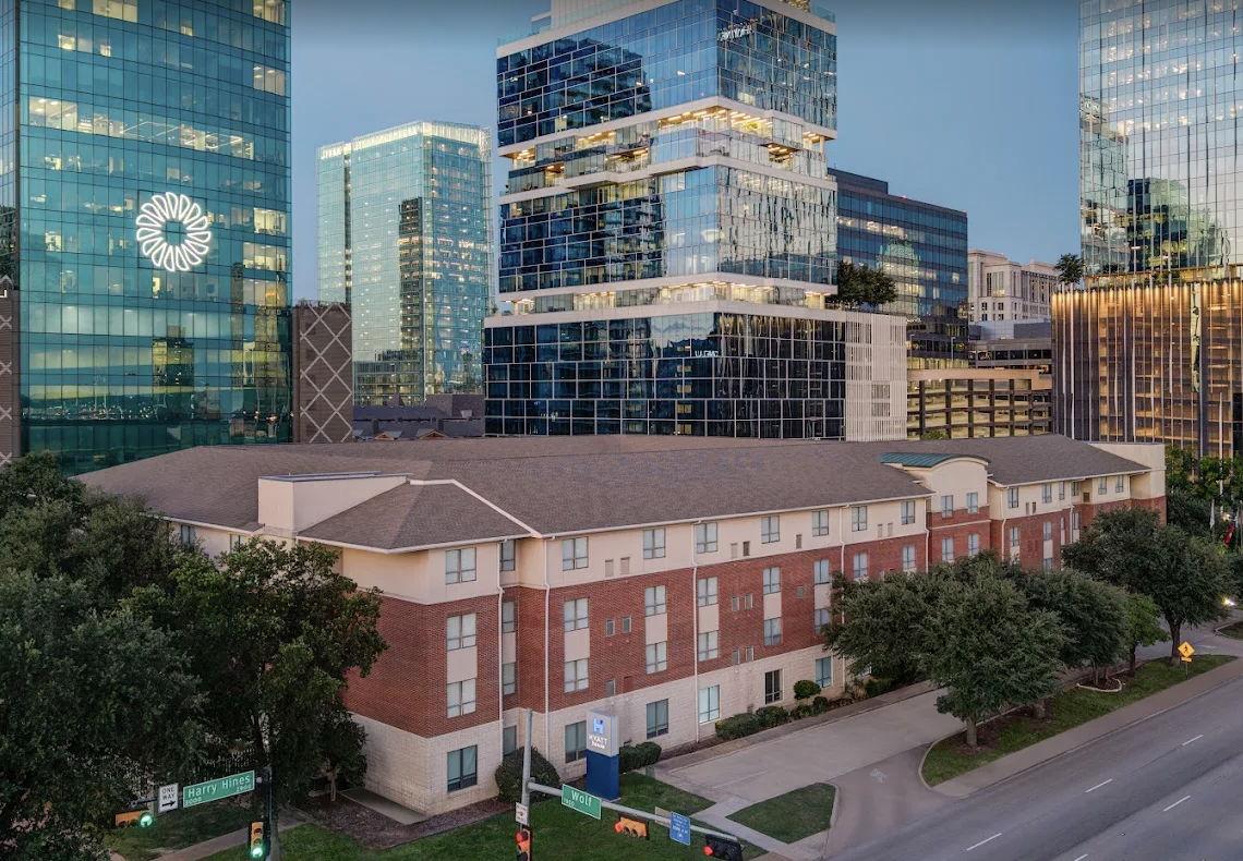 The Wedding Website of Alyssa Zinola and Nate Witzel