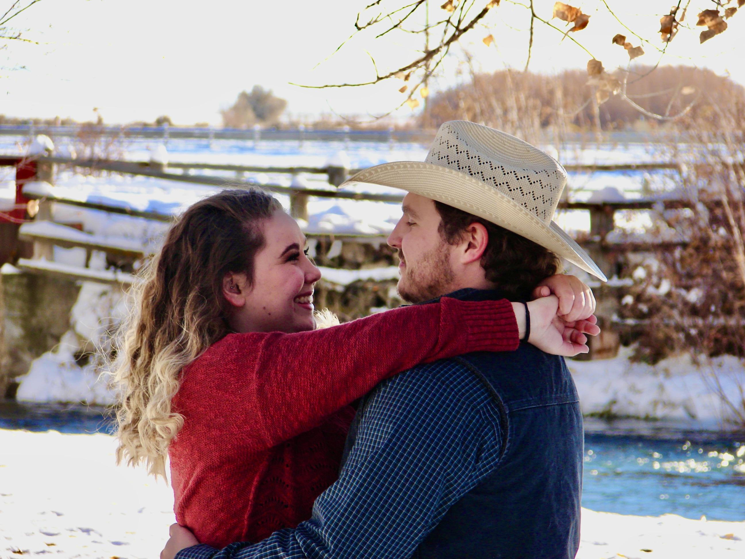 The Wedding Website of Baylie Owens and Gunner Thompson