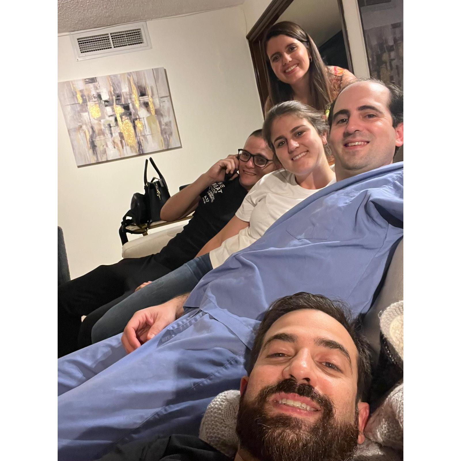 En familia
