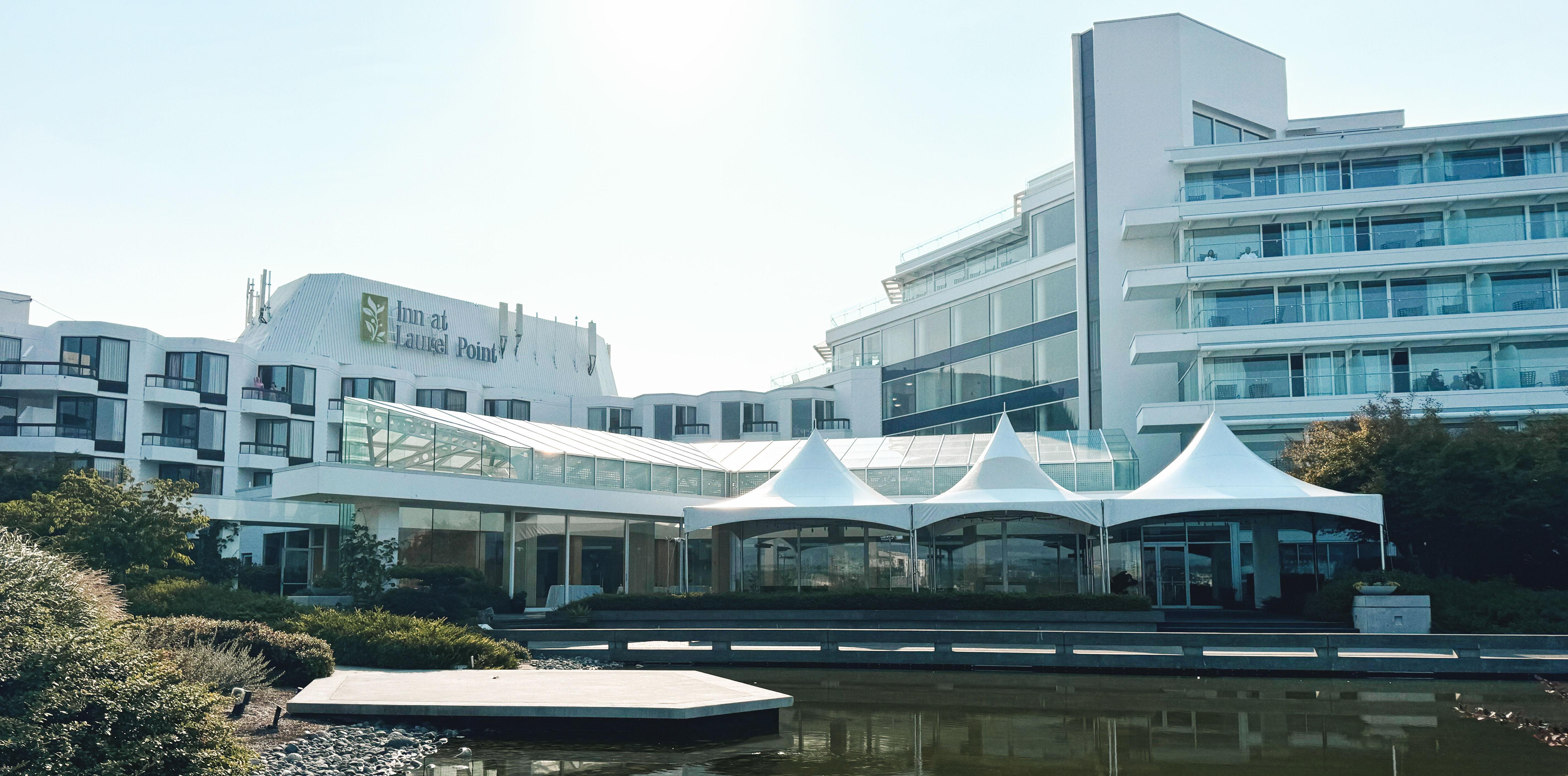 The Wedding Website of Averi Brailey and Bailey Ross