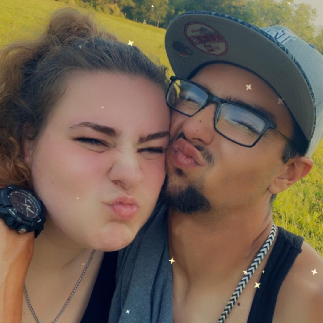 Kisses faces