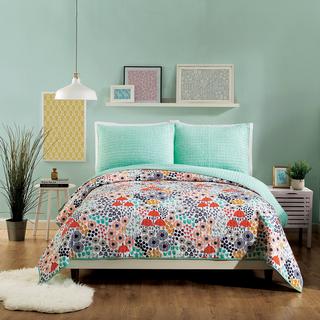 Elizabeth Olwen 3-Piece Mayflower Quilt Set