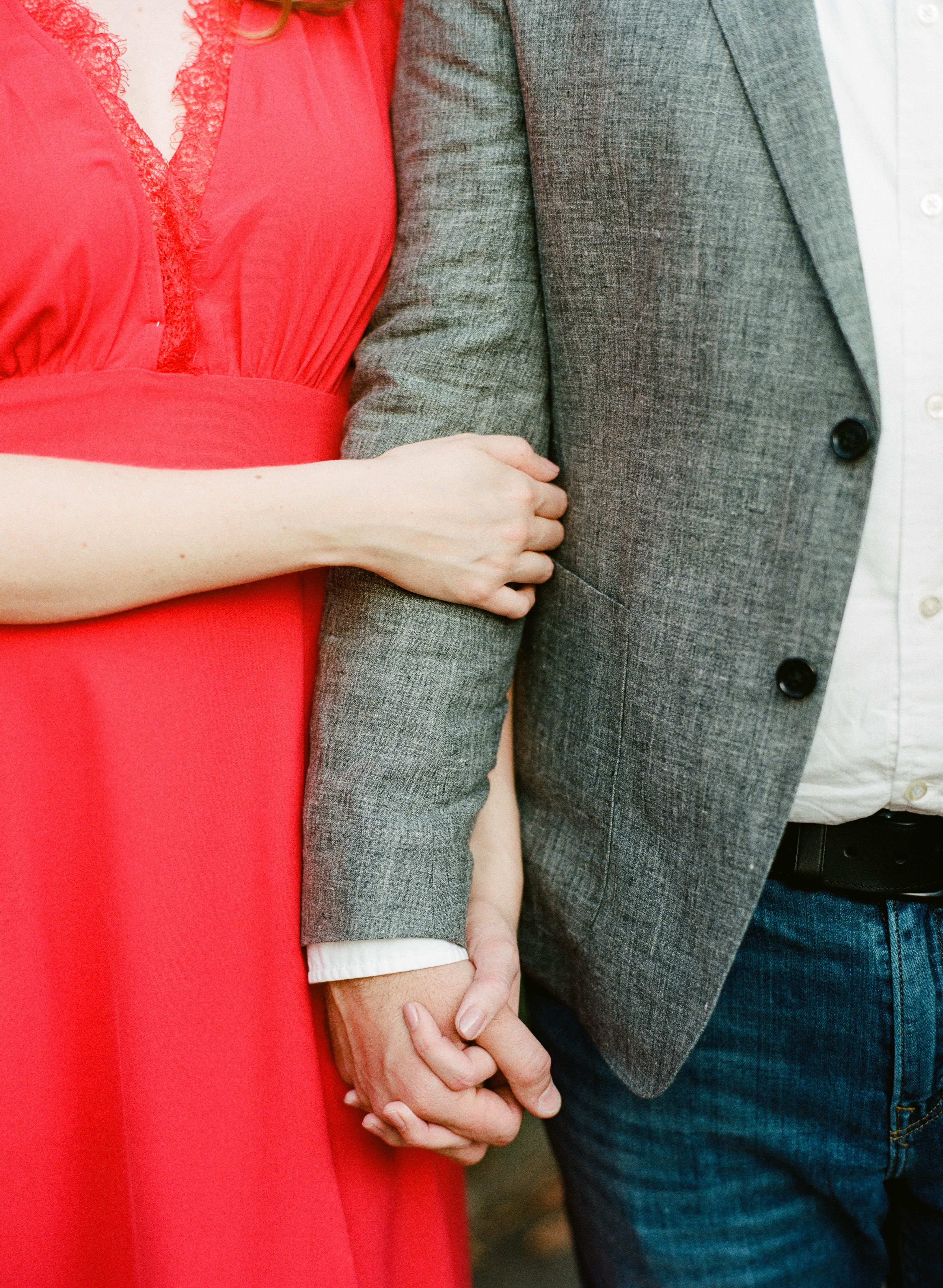 The Wedding Website of Emily Tompkins and Barret Murphy