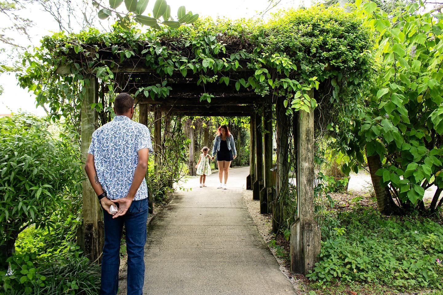 The Wedding Website of Emma Noskey and Demetri Smith