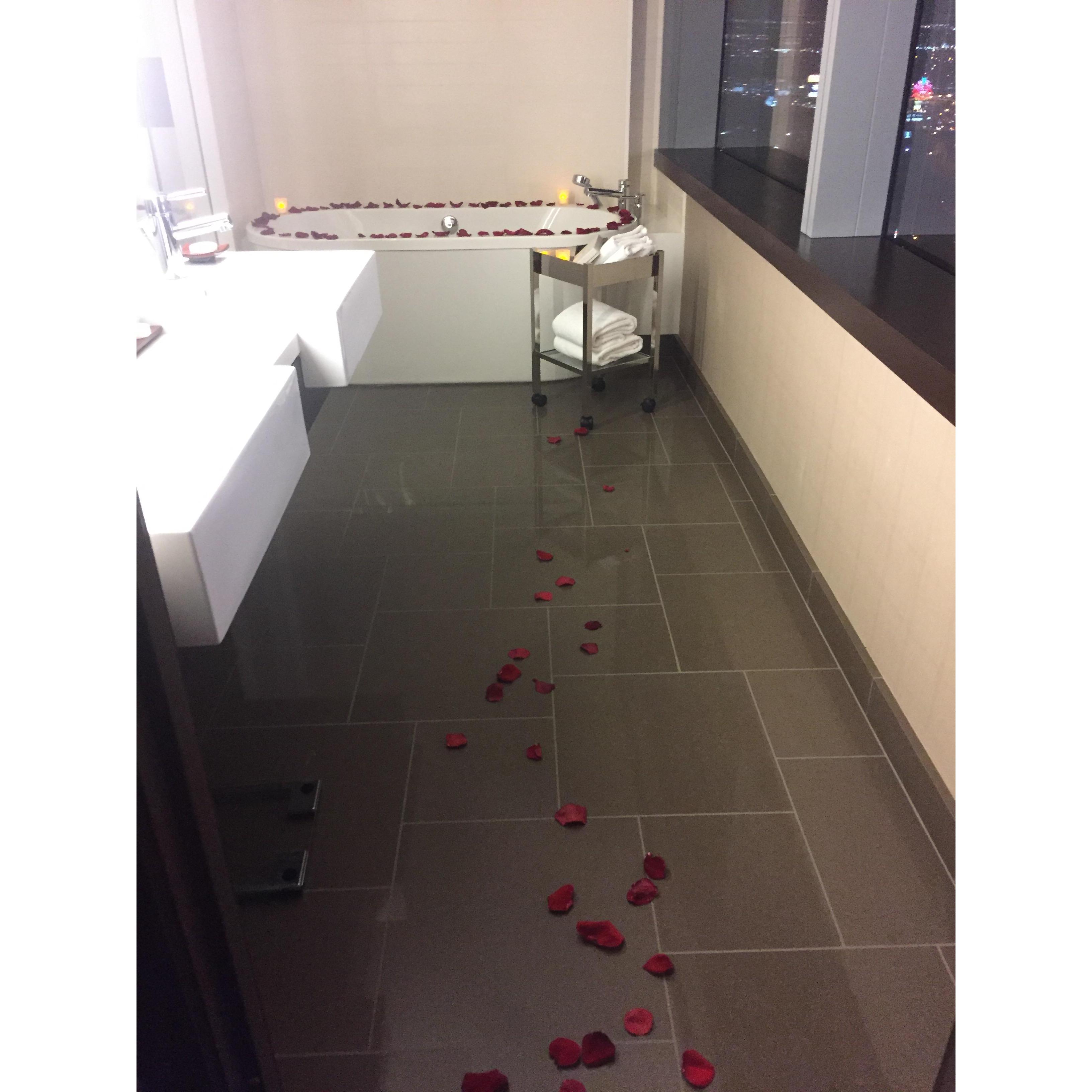 Petal trail leading to Sergio with a RING!