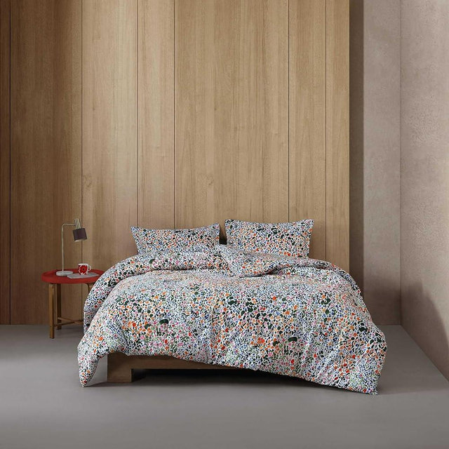 Marimekko - Duvet Cover King Size, Naturally Soft & Smooth Cotton Percale Bedding w/a Lightweight Feel - 3 Piece Bed Set with Matching Pillowcases (Rantanitty Orange)