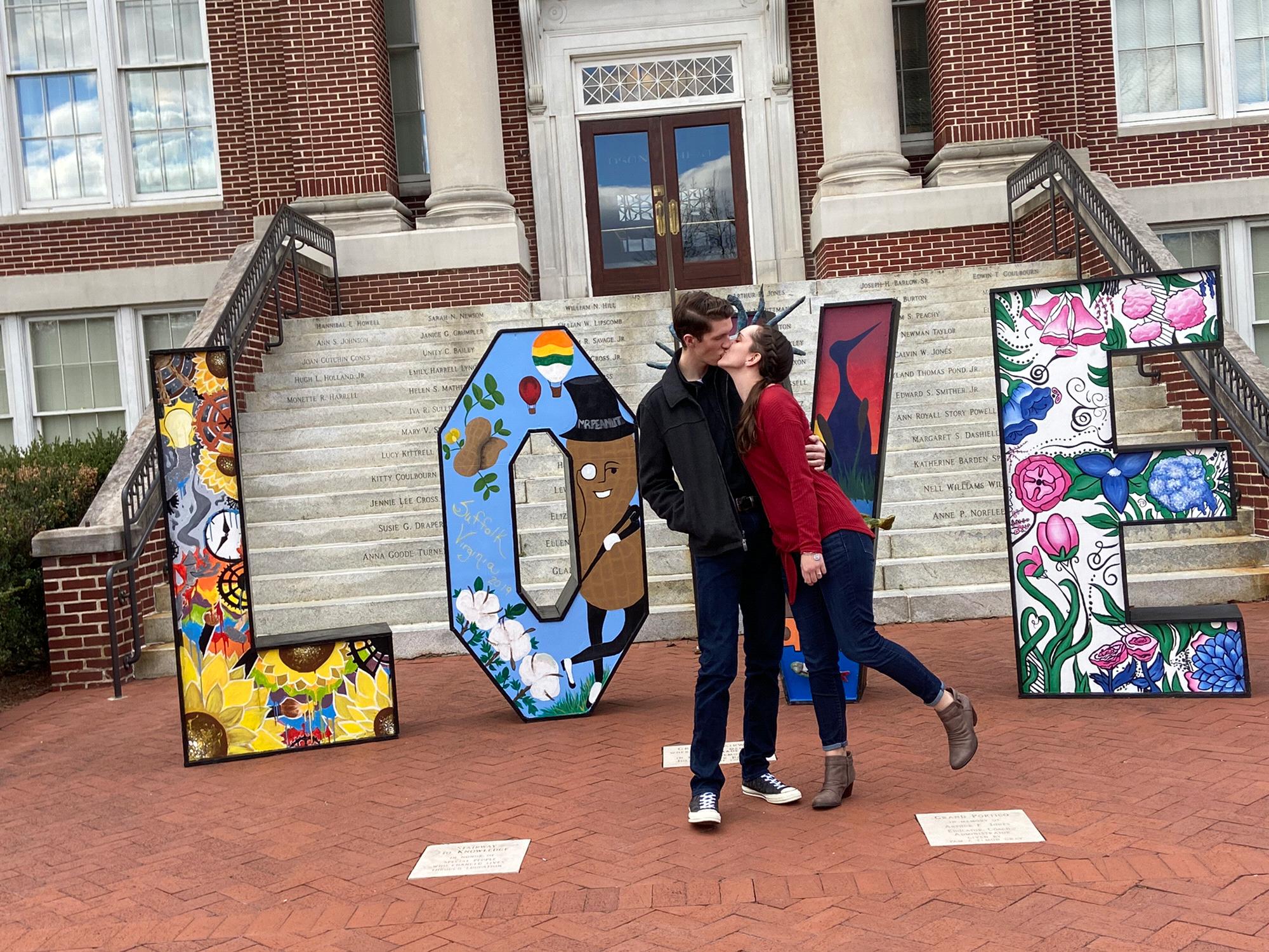 Bridal Expo at Suffolk Cultural Arts Center 2020