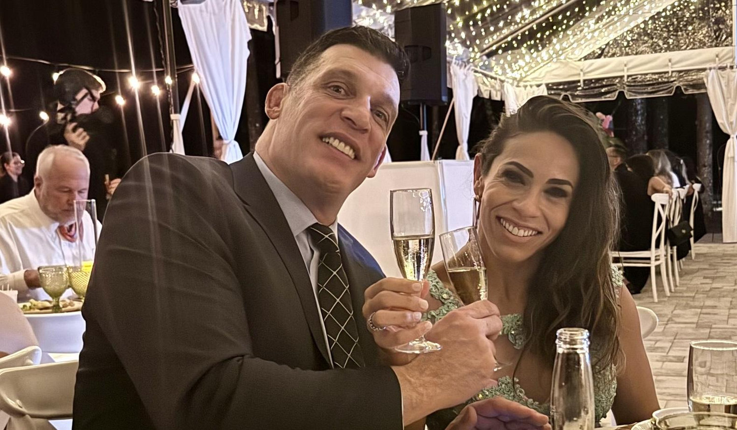 The Wedding Website of Ariana Cruz and Marcio Cruz