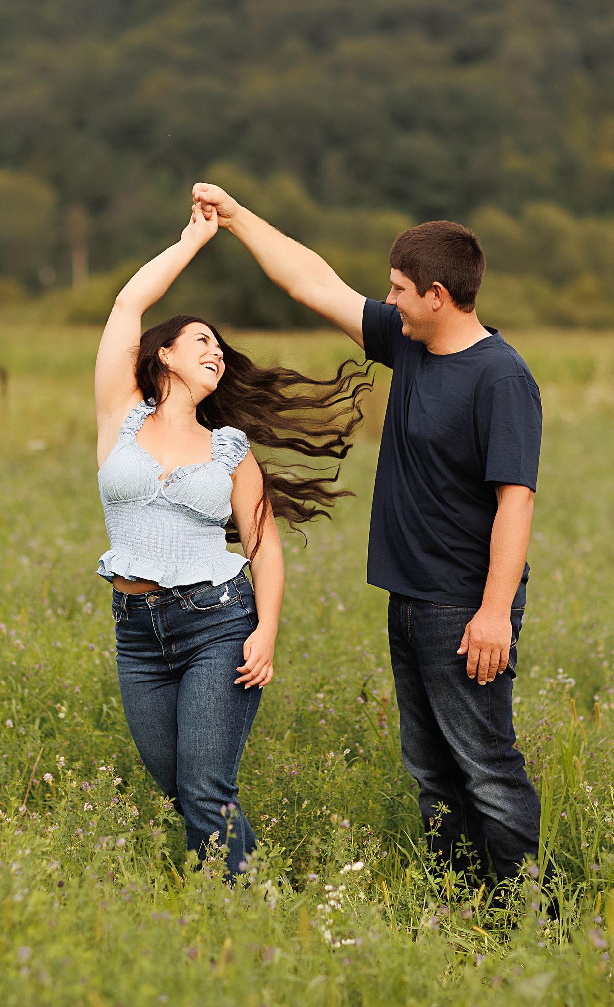 The Wedding Website of Shade Thompson and Taylor Clarson