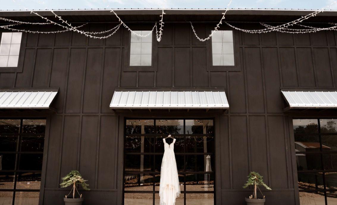 The Wedding Website of Anna Marie Sullins and Cort Weston Petty