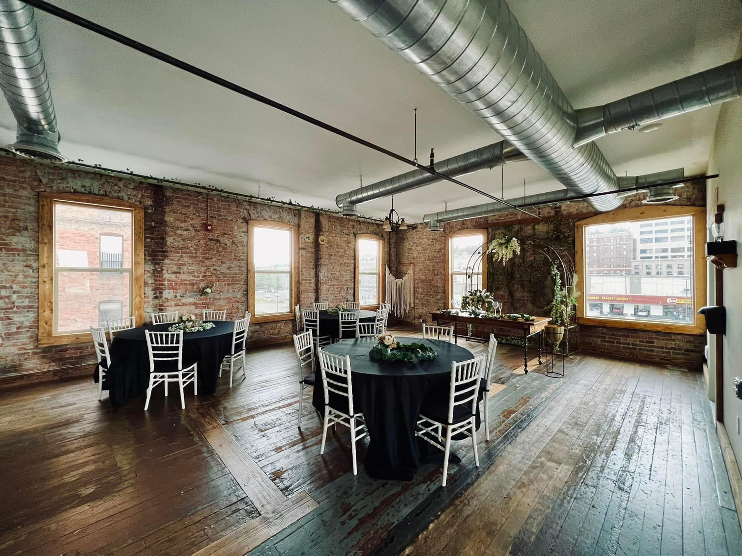 The Wedding Website of Amanda Markley and Bradley Moorhouse