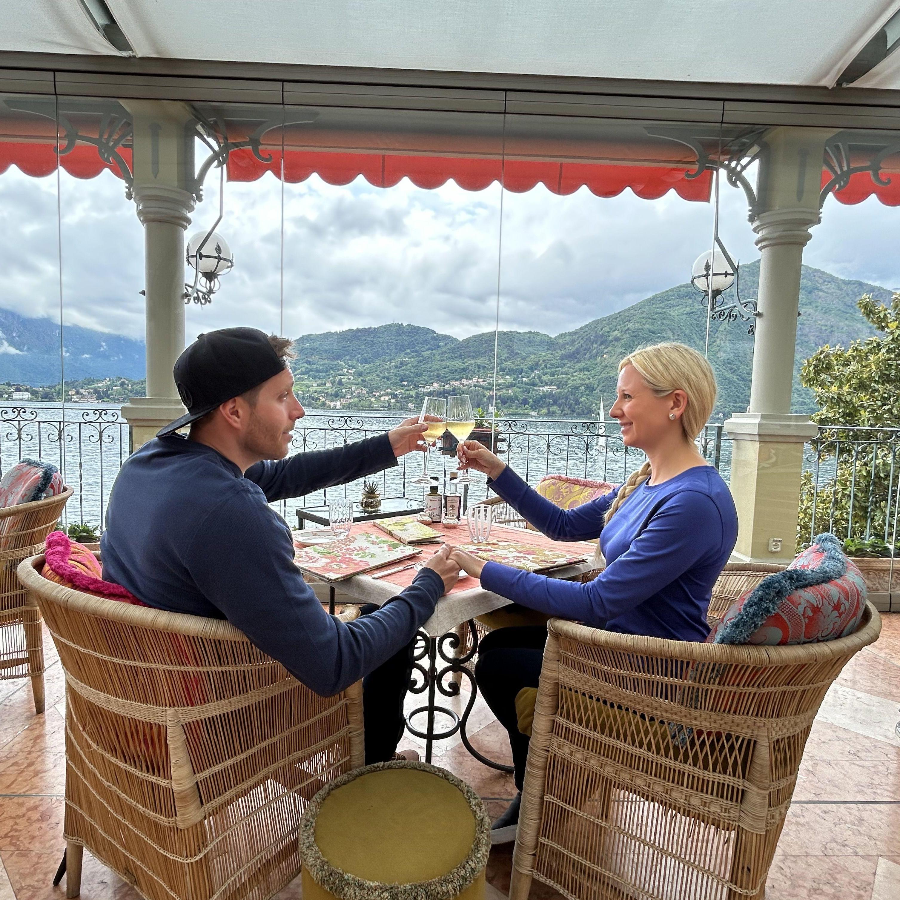Lake Como Cheersin'