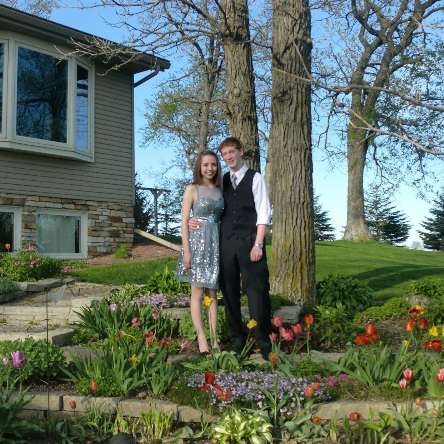 Prom, 2012