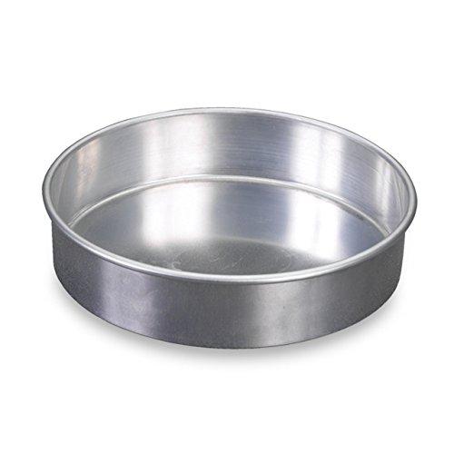 Nordic Ware 46900 Natural Aluminum Commercial Round Layer Cake Pan Baking Essentials, 9", Silver