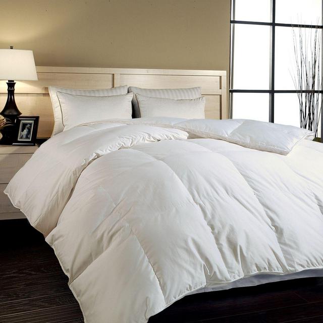 Year Round Warmth Siberian King White Down Comforter