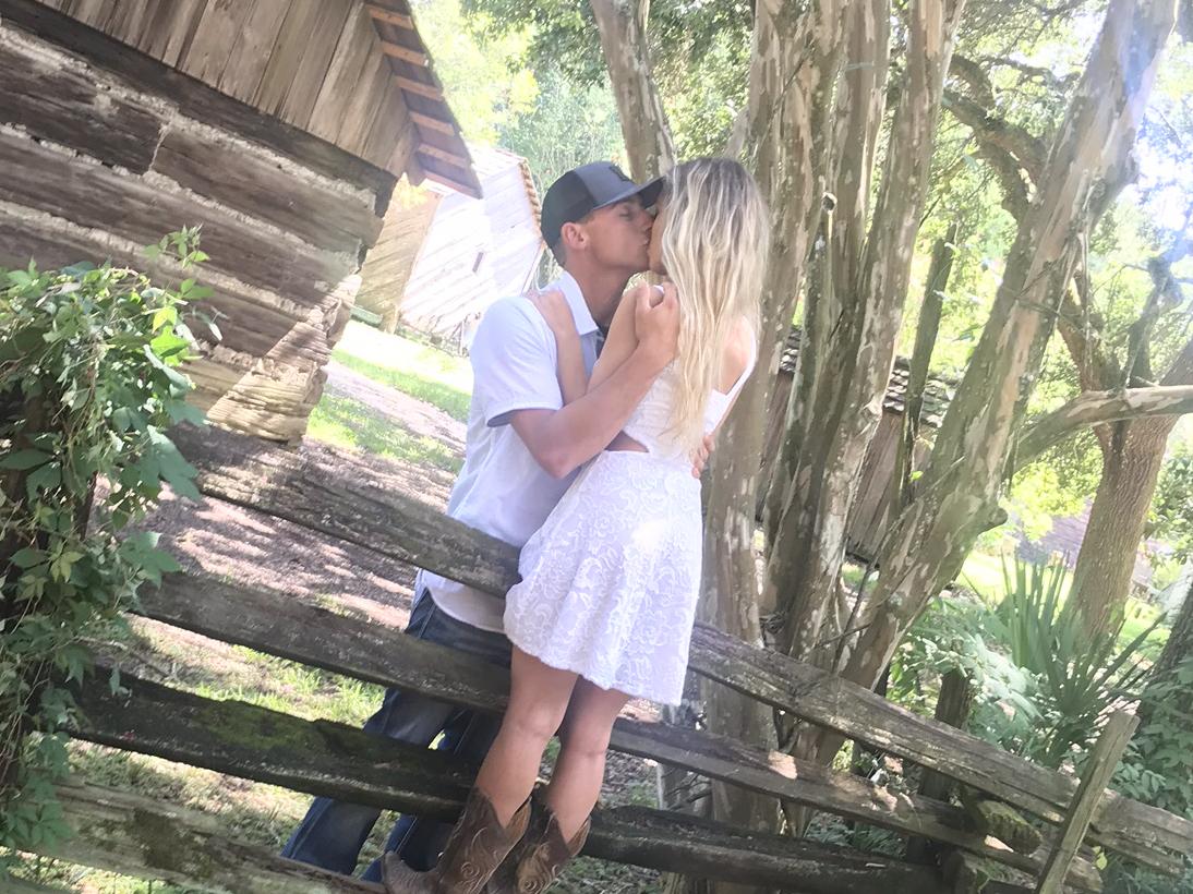 The Wedding Website of Alyssa Taylor Santangelo and Jerry Dillon Lee
