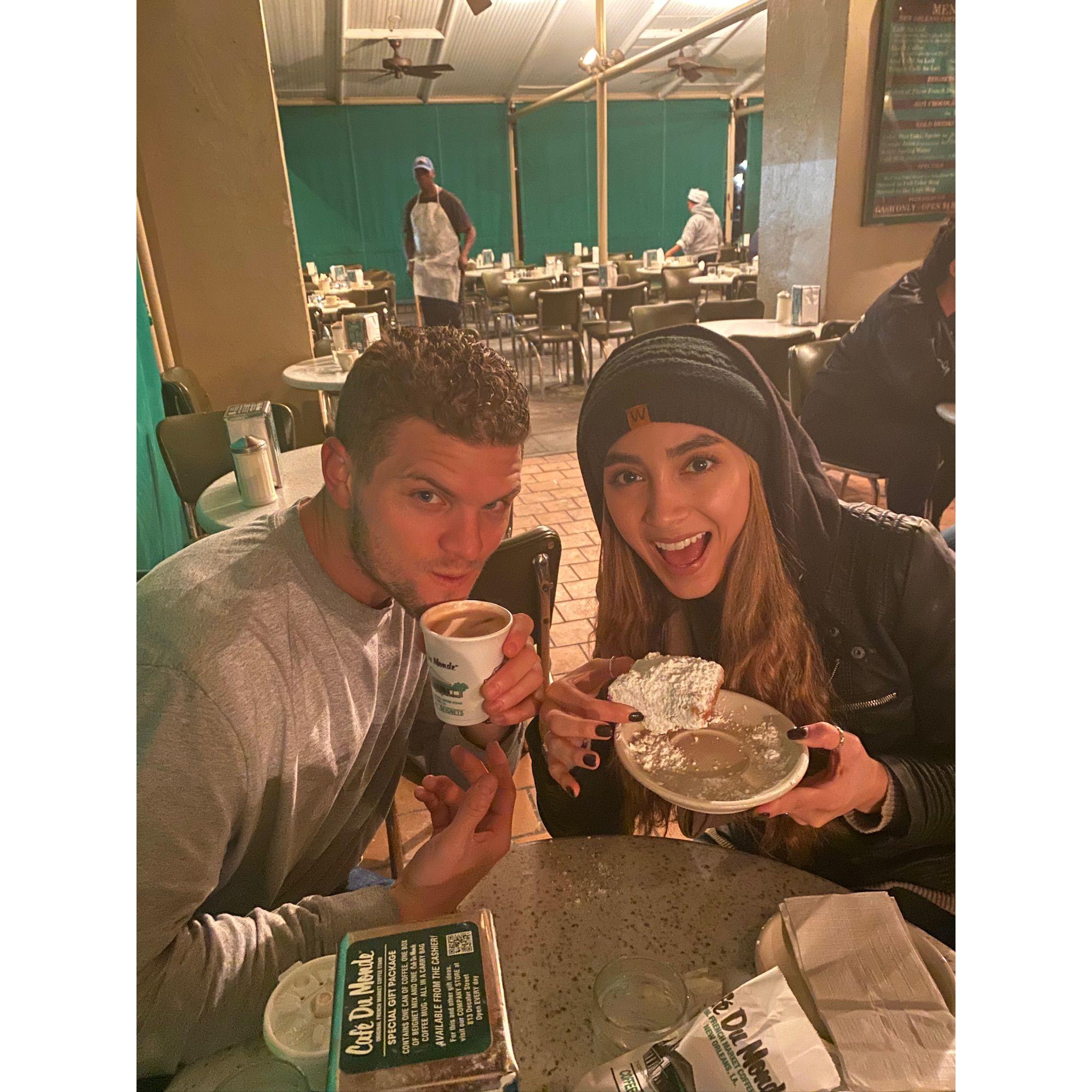 Eating beignets & hot chocolate in New Orleans!