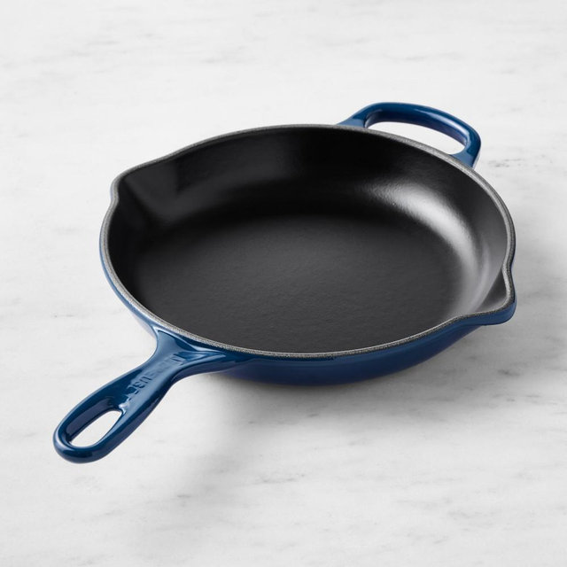 Le Creuset Signature Enameled Cast Iron Skillet Fry Pan, 9 1/2", Agave
