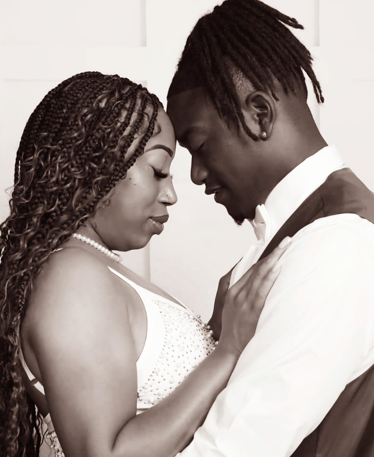 The Wedding Website of Victoria Kelly and Traveon Kelly