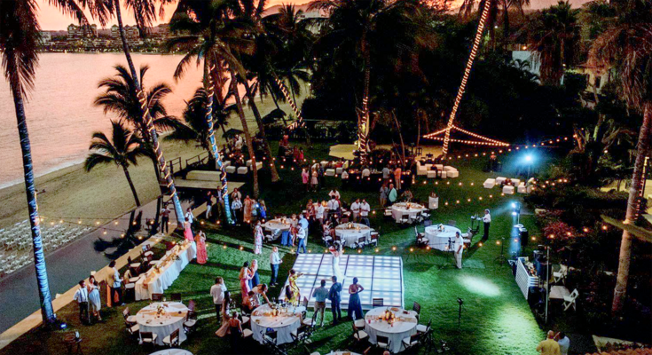 The Wedding Website of Rachel Midthun and Raymundo Hernández