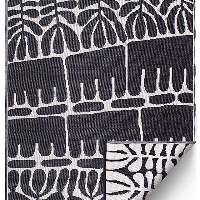 Fab Habitat Reversible Rugs | Indoor or Outdoor Use | Stain Resistant, Easy to Clean Weather Resistant Floor Mats | Serowe - Black, 5' x 8'