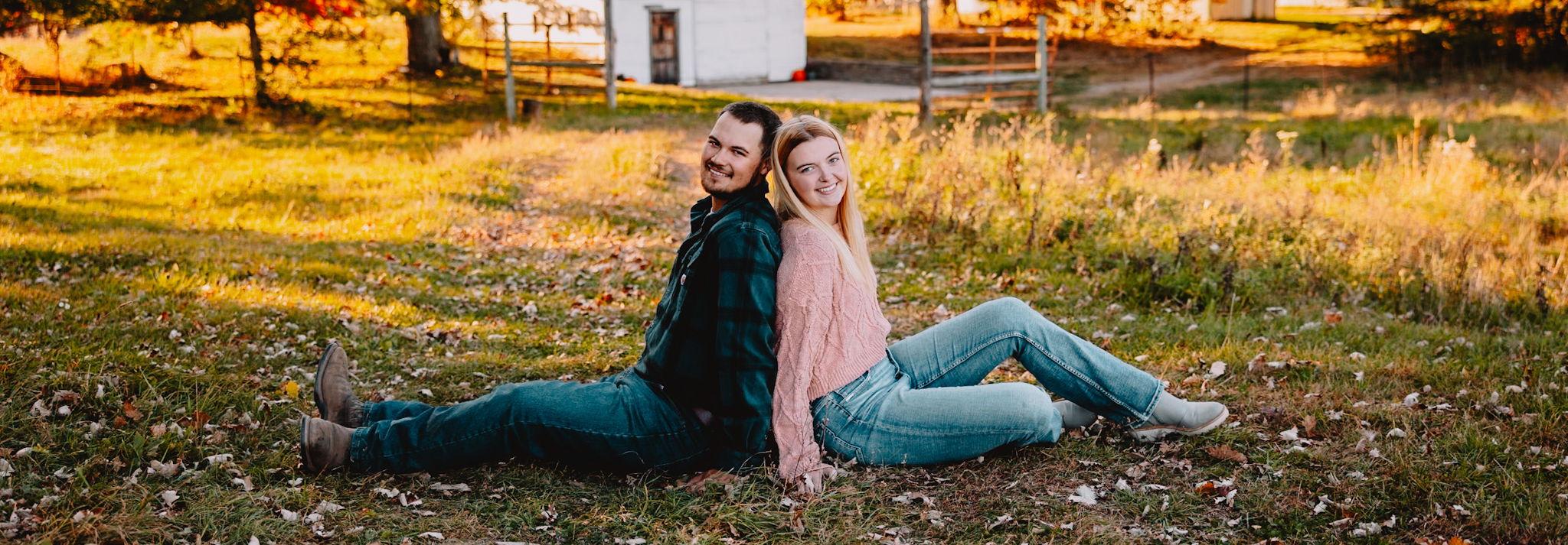 The Wedding Website of Hannah Davis and Tate Ovik