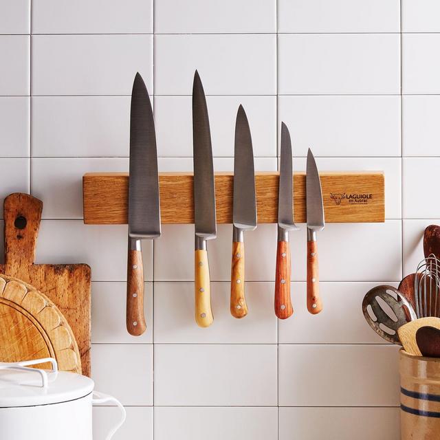 Laguiole en Aubrac Knife Set with Magnetic Bar