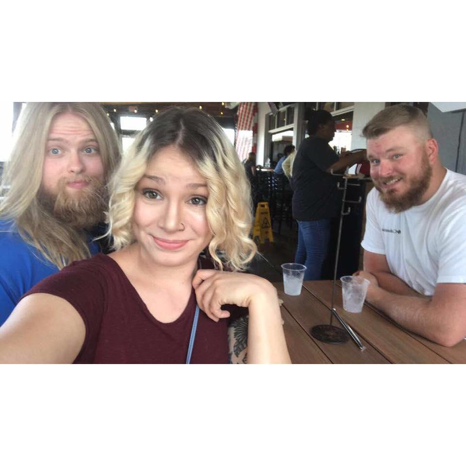 BEST MAN THIRD WHEELING. -2017
