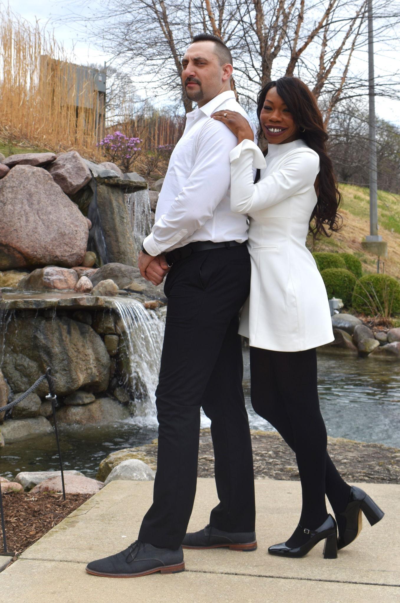 The Wedding Website of Ashlyn Jones and Joshua Feldthouse