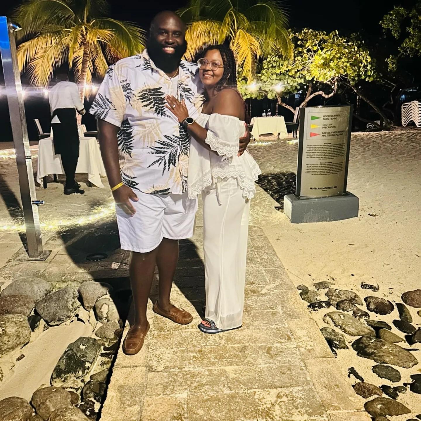 The Wedding Website of Jasmine Hall and Chris Moore