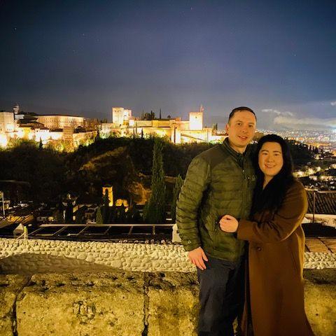 Robin was huffing and puffing on these Granada hills, but the view of Alhambra took our breath away.