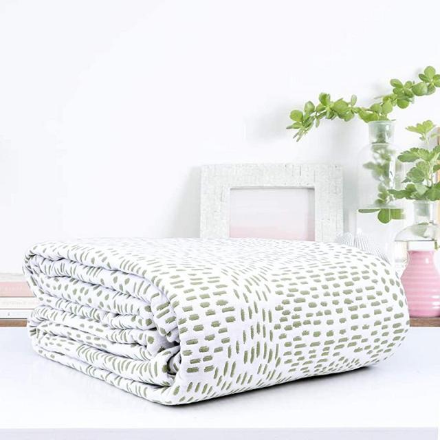 Cotton Blanket Matelassé Blaze Design Thermal Blanket, Perfect for Layering Any Bed All-Season Bed/Throw Blanket - Twin (66 x 90 inches), Sage