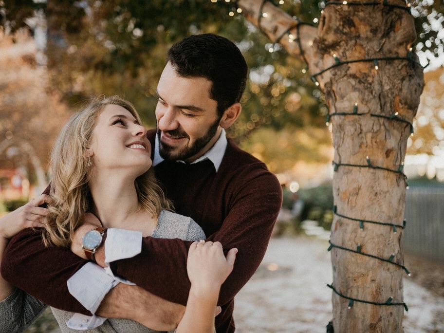The Wedding Website of Emma Hastings and Roman Pennell
