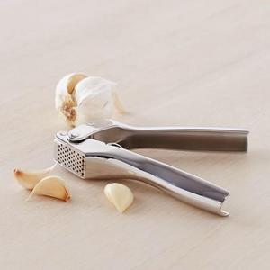 Williams Sonoma Stainless-Steel Garlic Press