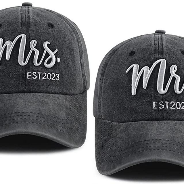 2PCS Mr and Mrs EST 2023 Hats for Men Women, Adjustable Washed Cotton 3D Embroidered Gifts Baseball Cap