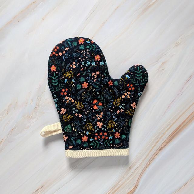 Wildwood Navy Rifle Paper Co Floral Oven Mitt
