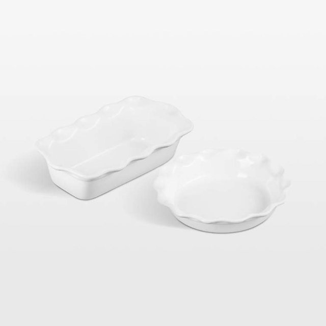 Le Creuset ® White Fluted Ceramic Pie Dish and Loaf Pan Set