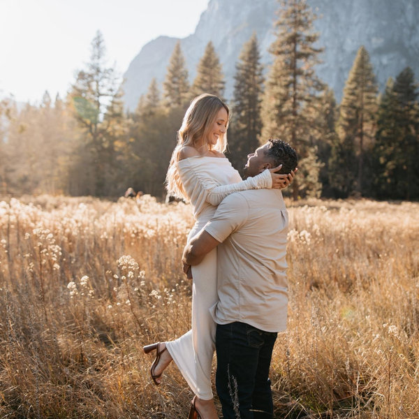 Sarah Bettencourt and Jonathan Perez's Wedding Website