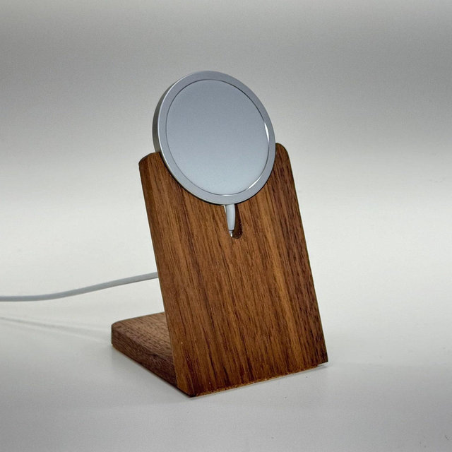 Wood MagSafe Charging Stand - Handcrafted iPhone Dock With Personalized Engraving